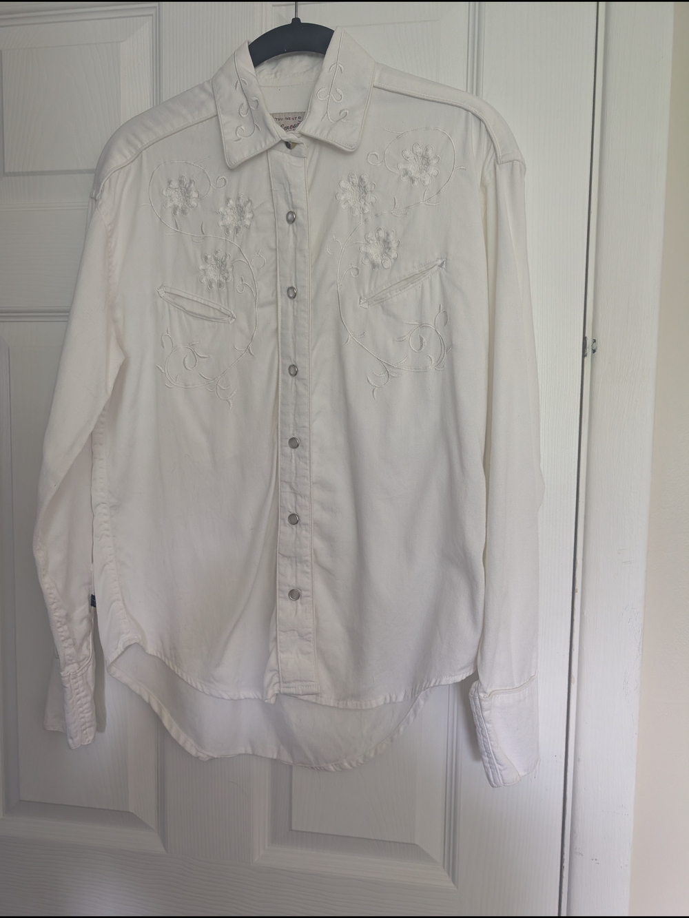 Rockmount White Embroidered Button-Down Shirt